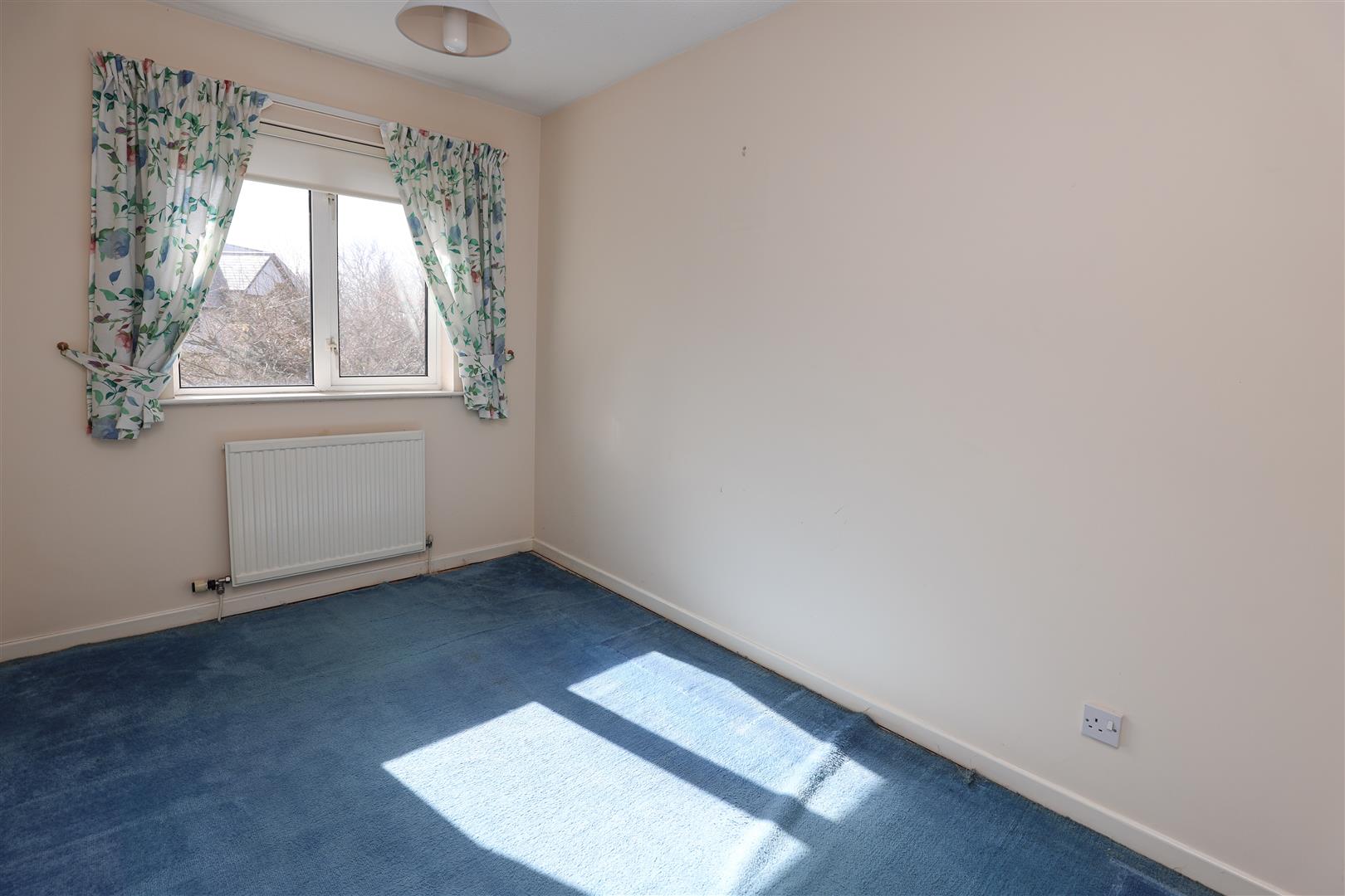 Crescent Close, Cowbridge, Vale of Glamorgan, CF71 7EB